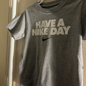 Nike Kids Gray 'Have A Nike Day' Short Sleeve Tee Brand New